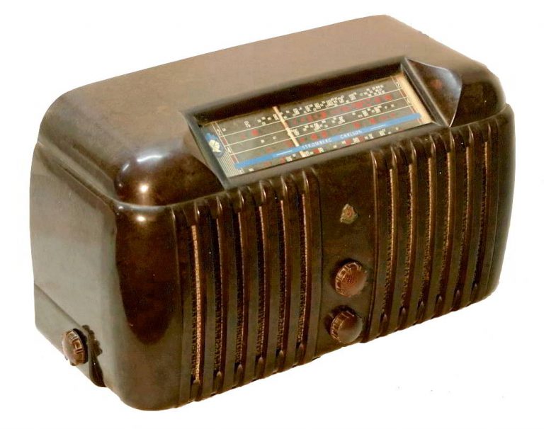 Australian Vintage Radios collection Smith Sound Studios