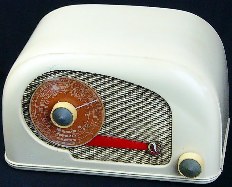 Australian Vintage Radios collection Smith Sound Studios